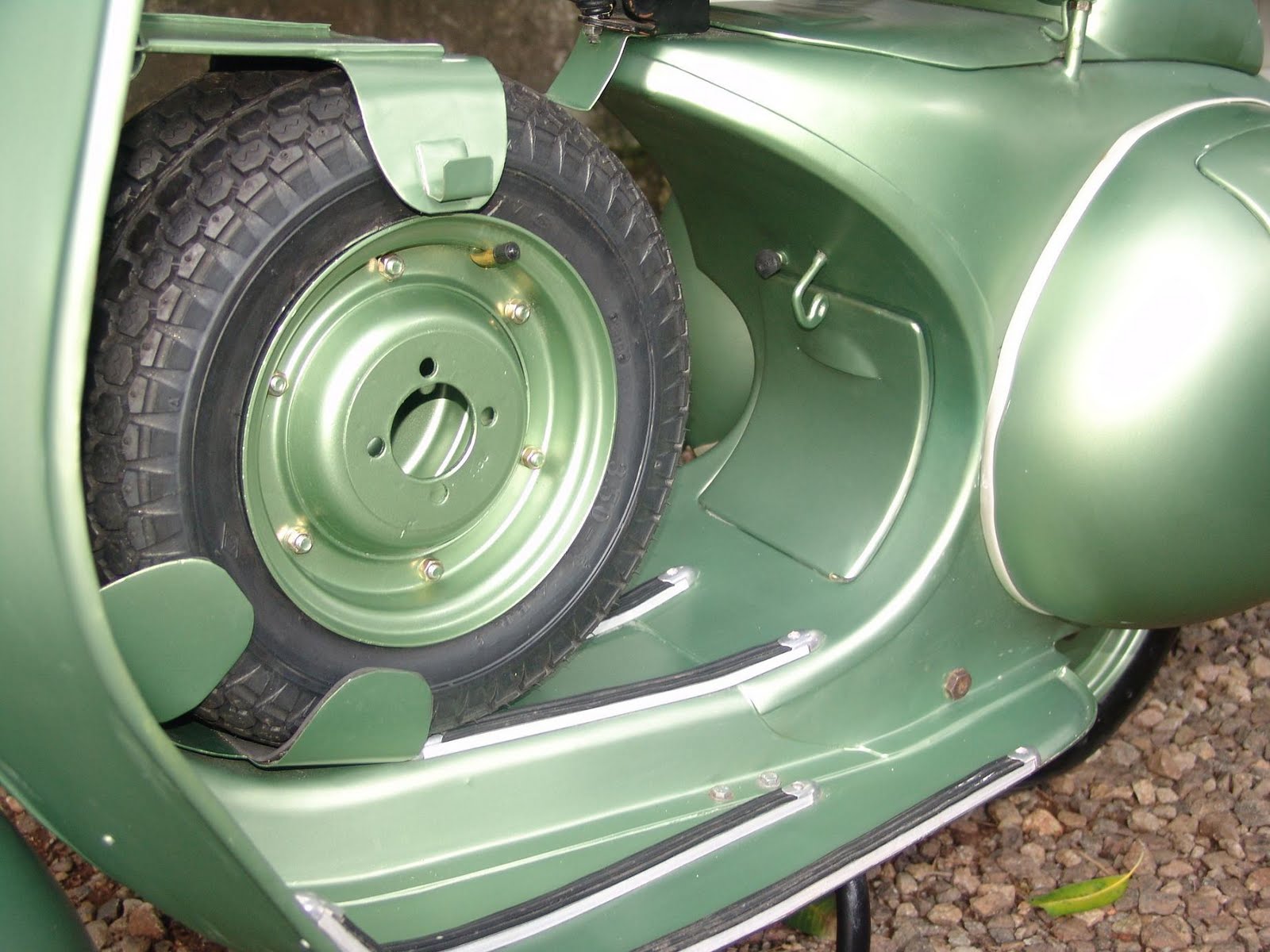 Vespa Sei Giorni 150 – racing handlebar detail